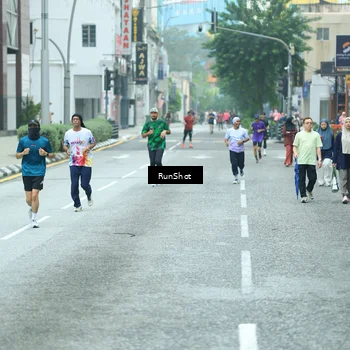 Runner Photo 8631340