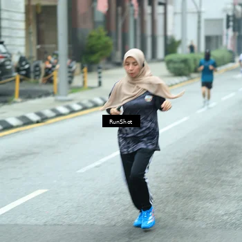 Runner Photo 8631342