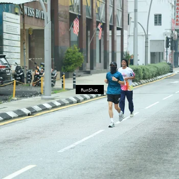 Runner Photo 8631347