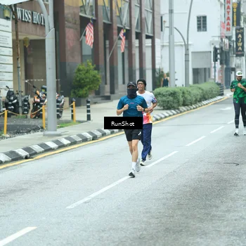 Runner Photo 8631348
