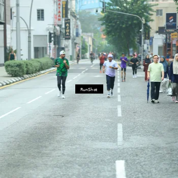 Runner Photo 8631351