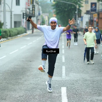 Runner Photo 8631357