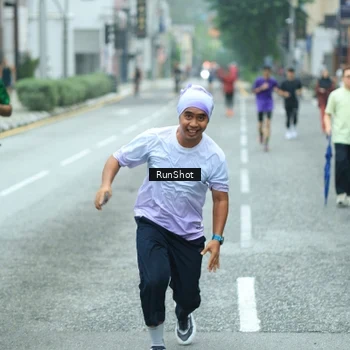 Runner Photo 8631372