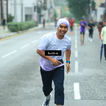 Runner Photo 8631377