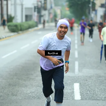 Runner Photo 8631379
