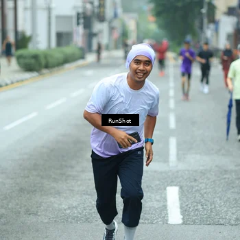Runner Photo 8631381