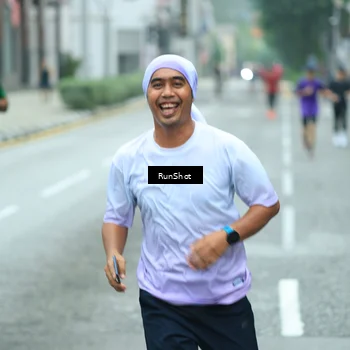 Runner Photo 8631391