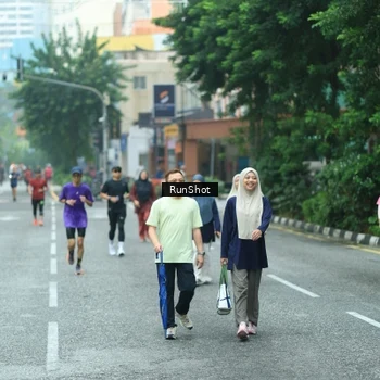 Runner Photo 8631402