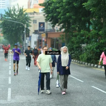 Runner Photo 8631404