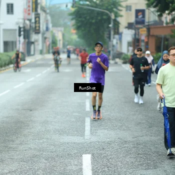 Runner Photo 8631412