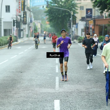 Runner Photo 8631414