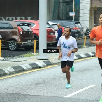 Runner Photo 8631509