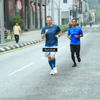 Runner Photo 8631530