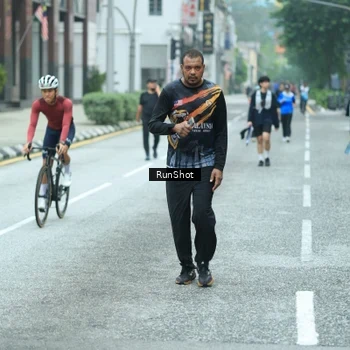 Runner Photo 8631531