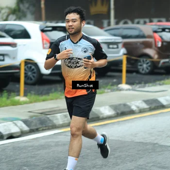 Runner Photo 8631536