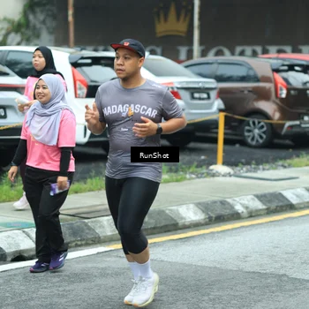 Runner Photo 8631545