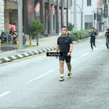 Runner Photo 8631558
