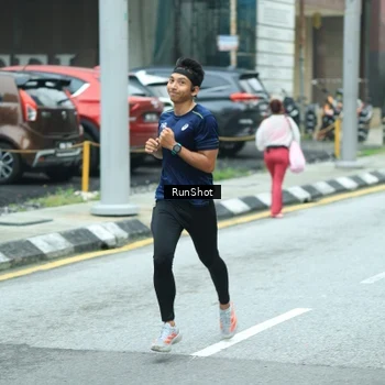 Runner Photo 8631563