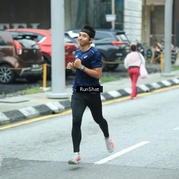 Runner Photo 8631565