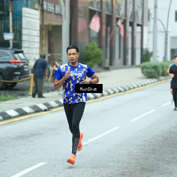 Runner Photo 8631578