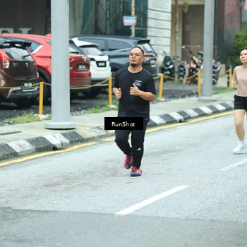 Runner Photo 8631586