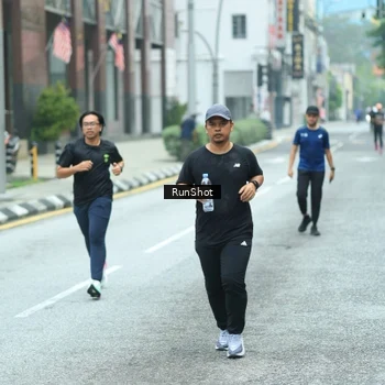 Runner Photo 8631613