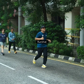 Runner Photo 8631624