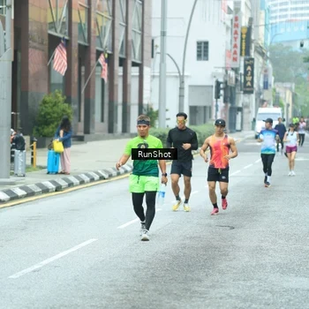 Runner Photo 8631634