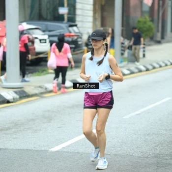 Runner Photo 8631635