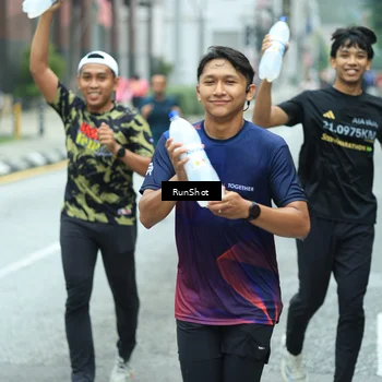 Runner Photo 8631643