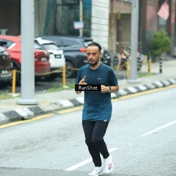 Runner Photo 8631648