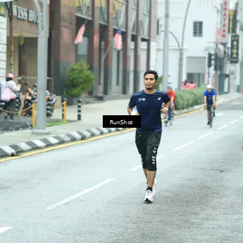Runner Photo 8631657