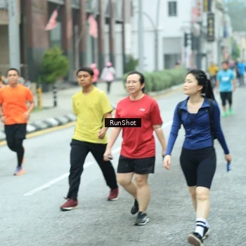 Runner Photo 8631662