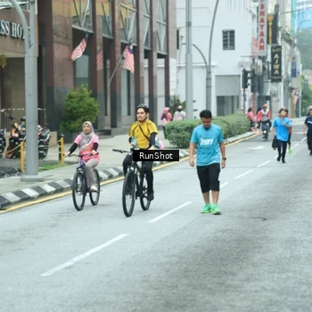 Runner Photo 8631664