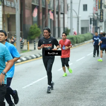 Runner Photo 8631667