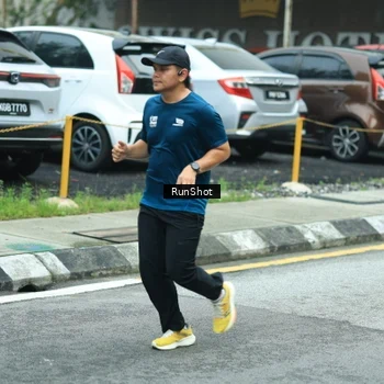 Runner Photo 8631671