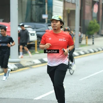 Runner Photo 8631752