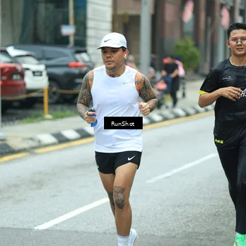 Runner Photo 8631776