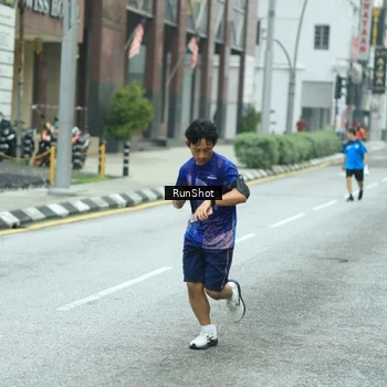 Runner Photo 8631779