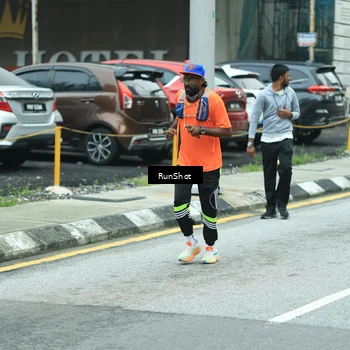 Runner Photo 8631785