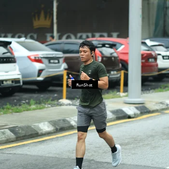 Runner Photo 8631788