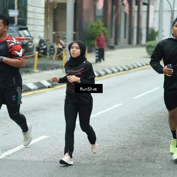 Runner Photo 8631790