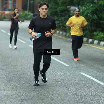 Runner Photo 8631853