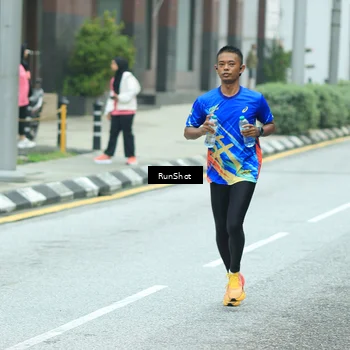 Runner Photo 8631866