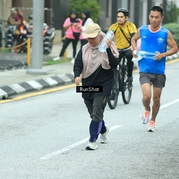 Runner Photo 8631868