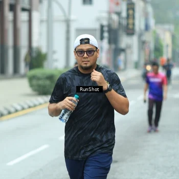 Runner Photo 8631870