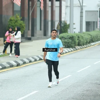 Runner Photo 8631872