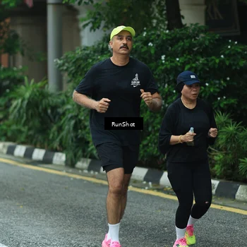Runner Photo 8631880