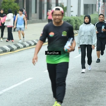 Runner Photo 8631892
