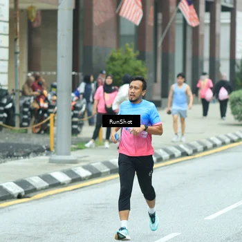 Runner Photo 8631898